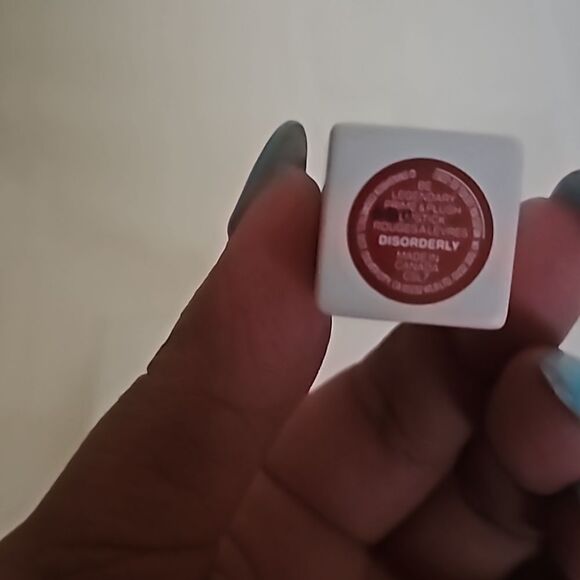 Smashbox lipstick Disorderly Burgundy - Picture 3 of 16